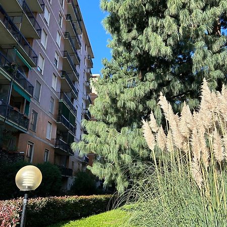 Appartamento Veronica, Per Lavoro E Relax Corsico Bagian luar foto