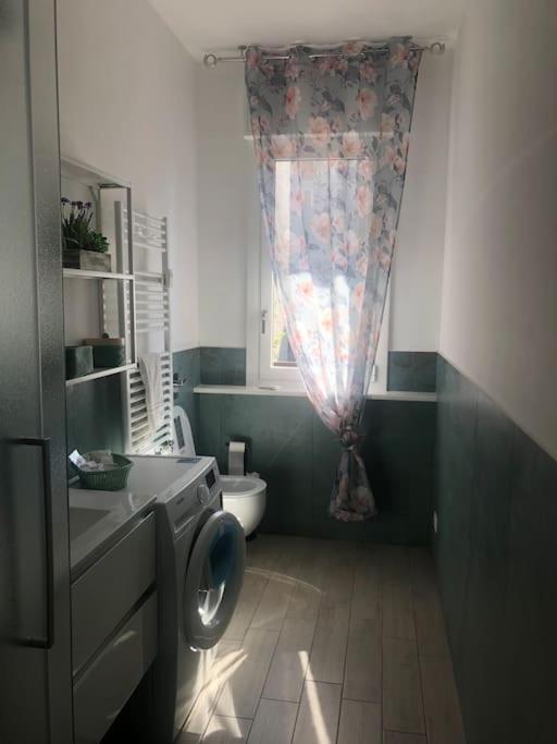 Appartamento Veronica, Per Lavoro E Relax Corsico Bagian luar foto