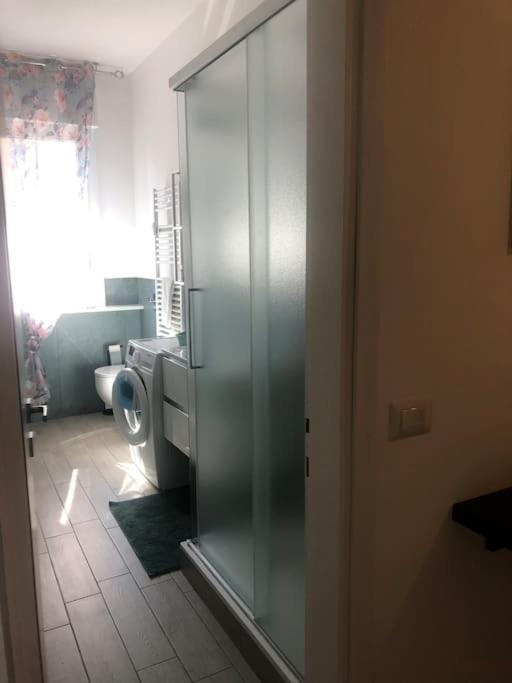 Appartamento Veronica, Per Lavoro E Relax Corsico Bagian luar foto
